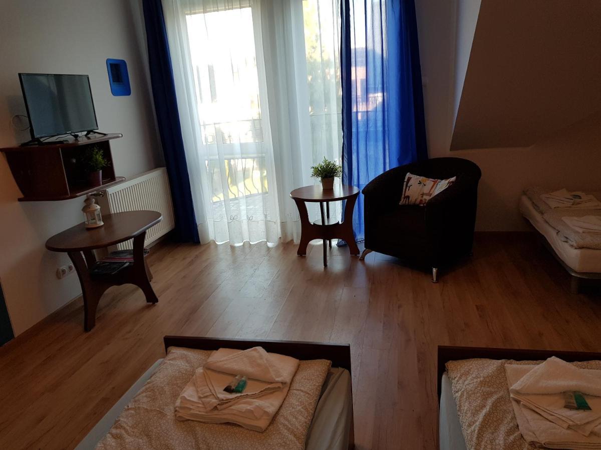 Bed and Breakfast Balaton Rowy Ровы Экстерьер фото