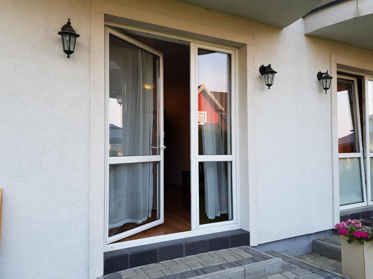 Bed and Breakfast Balaton Rowy Ровы Экстерьер фото